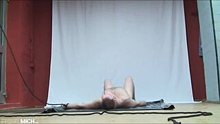 Vad Német Nők Versenye Pisilnek a WC Rabszolgákra