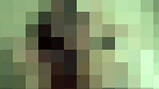 Mestra Obriga Escravo a se Vestir de Mulher em Público