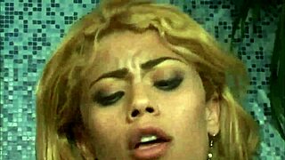 Olocausto transseksueel onthult Braziliaanse monster lul in full HD film.