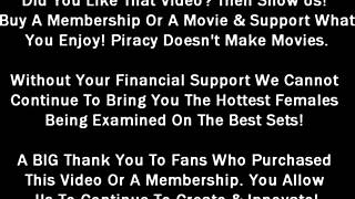 Вау, стань доктором в Тампе! Ребел Уайатт шокирует соседку первым гинеко-экзаменом на скрытых камерах 😲 doctor-tampa.com