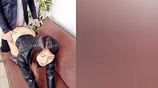 嘿宝贝，想尝尝我的精液并献上紧致屁股换热射吗？- Solange Sun