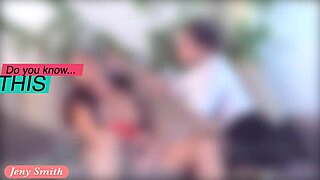 Ei, Olha a Dra. Kris Jeny Smith Mostrando a Buceta e Provocando Outra Gata