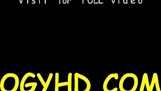 Memek remaja Russia 18+ muda dihempap oleh lelaki tua 😈