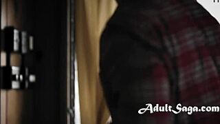 हाय, तुमने देखा कैसे लेनेय ग्रे ने अपनी वर्जिनिटी इतनी रफ खोई?