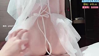 哟，刚看到这个新婚中国妹出轨的泄露视频...太疯狂了！不敢相信，哈哈！😱