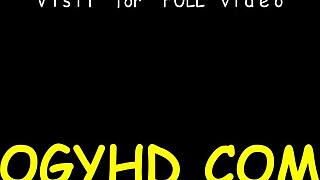 Star prdec liže mlado 18+ rožnato pičko v vročem ruskem srečanju