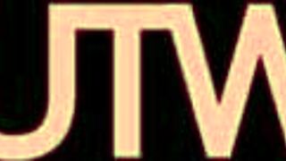 MILF с огромными сиськами берет команду BBC для групповухи