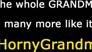 эй, хочешь глянуть, как эта бабуля с спермой во рту отсасывает мне?