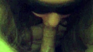 Gözleri Bağlı Kız Arkadaş Eski Arkadaşına Oral Yapar