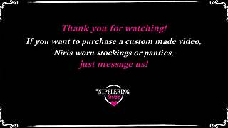 Yo, nippleringlover šalie vonku s piercingovanými pyskami pičky! 😜