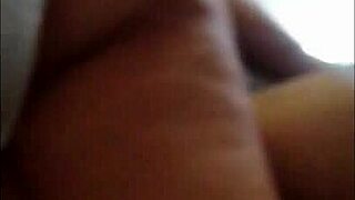 Κολομβιανή φοιτήτρια απολαμβάνει σκληρό αναλ σεξ με μεγάλο κωλό και ξυρισμένη πορδή