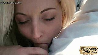 Voi, tshekki tyttö Katy Rose saa naida autossa! 🚗