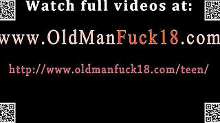 Włochaty muskularny tatuś i stara milf dostają facial na dzikim przyjęciu