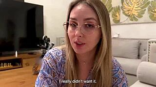 Alamak! Kongkek ibu tiri kawan terbaik dengan tetek besar!