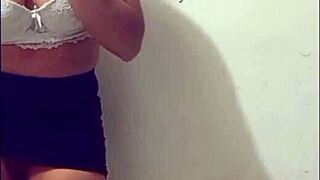 Mexican Cheating Slut Dances Seductively on Webcam for Amateurs