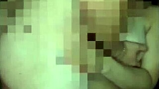 La Potra Aleja prepares for Valentine's threesome 😘