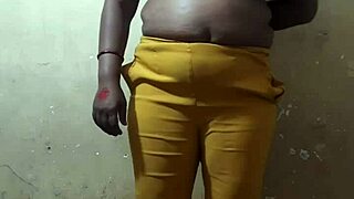 Monabhabhi APPLIES coconut oil to BIG TITS during massage.