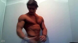 Jeff Seid Hd Flexing Muscular Bodybuilder In High Definition