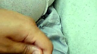 I'm jerking off to this amateur gay blowjob scene