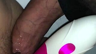 i'm drippinglips85, feeling the intense dp with a toy and cock