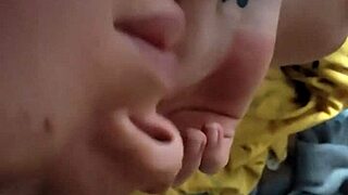 Paseo Por Mis Natural Tits Close Up