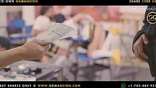 friends masturbate me by the bmw 😏