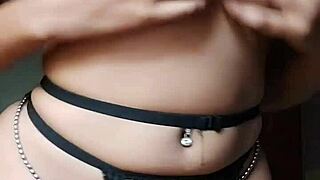 Katy Katie seduces with her ass and pussy