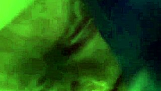 gordita golosa juega con vibradores y dildo enorme