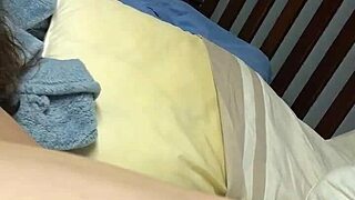 Amateur Fingers Pussy And Ass