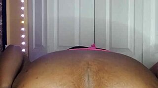 Naejae SHOWS OFF her BIG ASS in solo ebony display