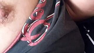 Novinha Gostosa Masturbating Solo with Small Tits in Orgasm