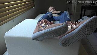 Kristy's Glamorous Close-Up Sneakers Fetish Session