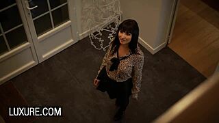 Steamy swinger threesome with Clea Gaultier and Aya Benetti in stockings