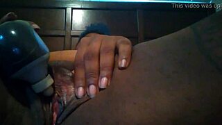 Up Close Cumshot Explosion!