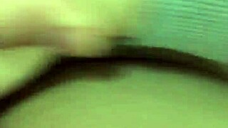 japanese couple does amateur creampie at home