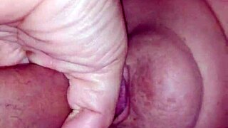 i gave that mature lady an awsome blowjob