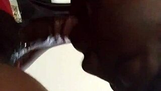 Ebony amateur delivers wow good head sucking homemade