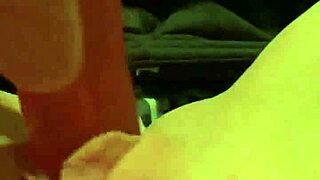 Girlfriend uses toys for intense fingering masturbation