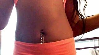 ebony twerks after showing fat cameltoe!