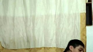 asi de caliente jugando con mi culo usando dildos en grupo gay 😍