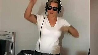 Milf With Big Tits Blowjob On Ass