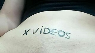 look at this shaved pussy i found