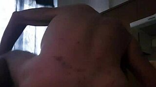 I love watching gay cumshots, feeling the intense pleasure.