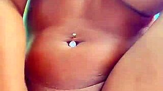 Com Quantas Sentadas Dessa Morena Voc� Gozava