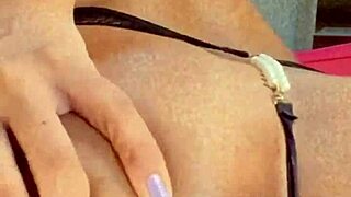 Rosa Vermelha, the Perverted Greludinha, Gets Excited While Watched in Solo Play