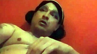 Tak percaya Natalie Sin panas sebagai sundal shemale