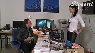 המזכירה שלי - 1