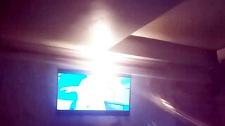 uhh, just moteleando at this hotel with my mexican babe...