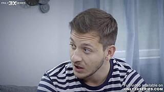 Wow, Starlets Really Crave Those Hot Facials! 😍