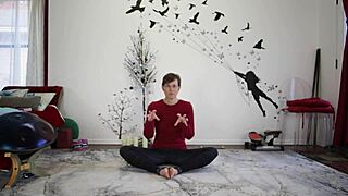 Femdom yoga lesson with a mature European girlfriend